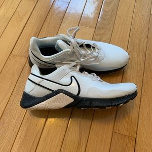 Women’s Nike shoes